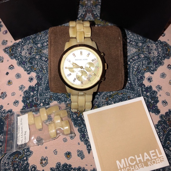 MK natural oversize horn acrylic chronograph - Picture 3 of 8